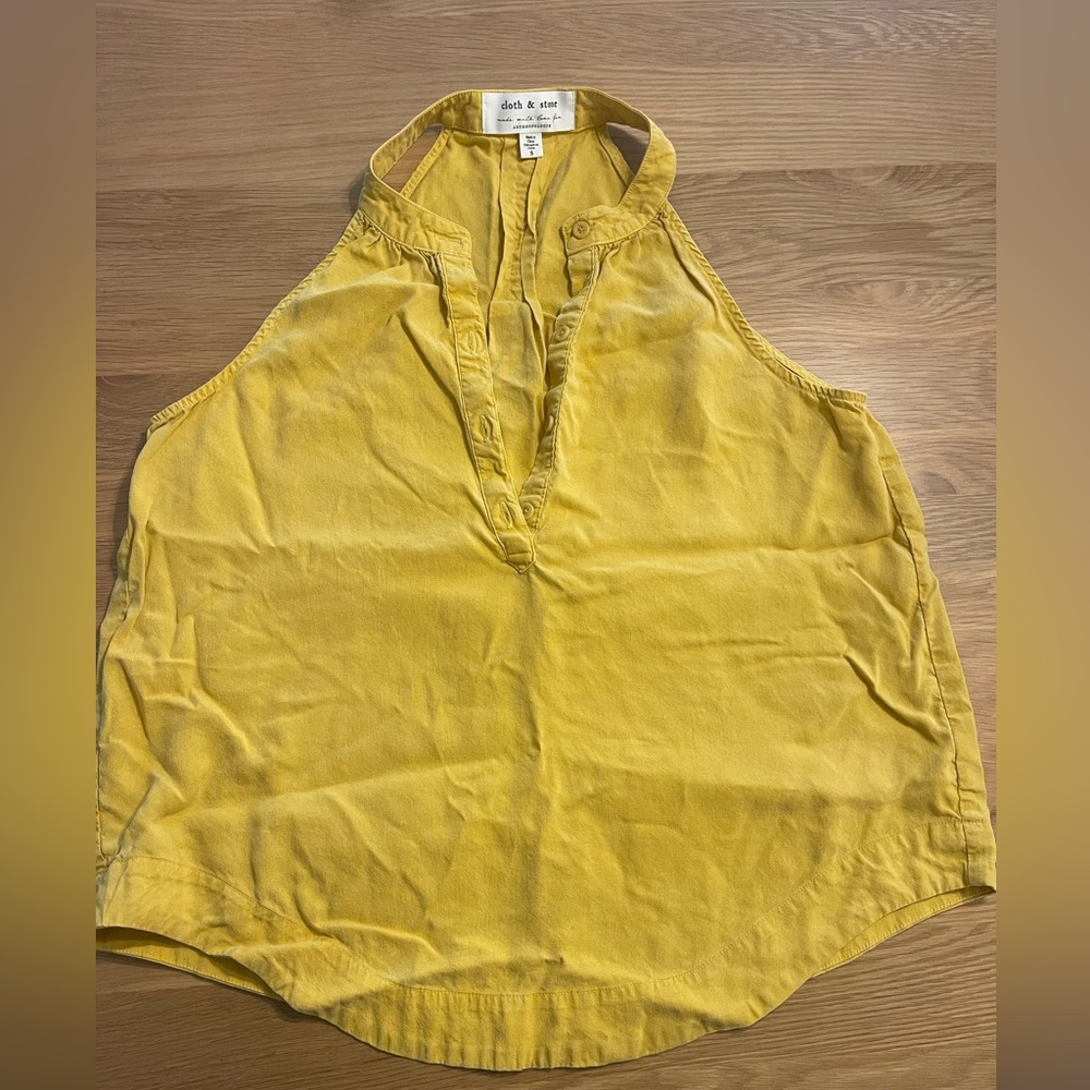 Cloth and stone Anthropologie top. Small. Good condition.
